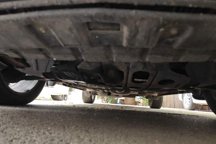Used Buick Encore 2015 1.4T Automatic Two-Wheel Drive Urban Elite Version Chassis Front