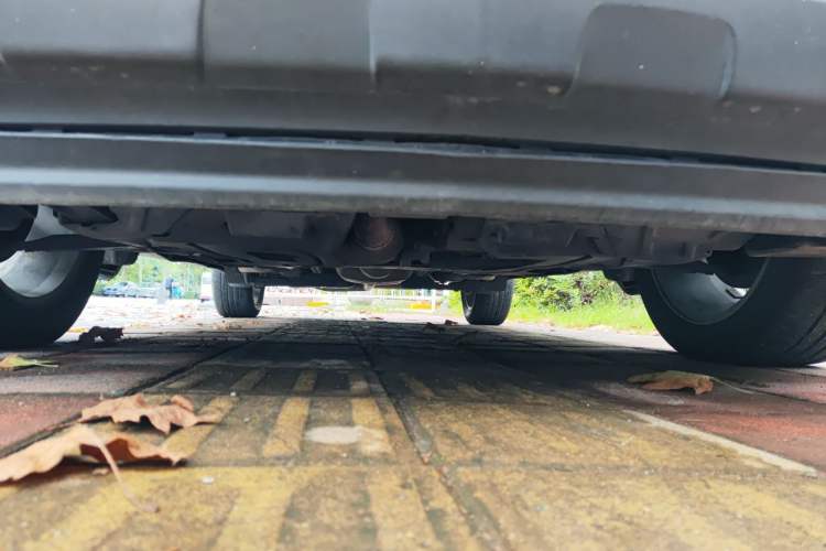 Used Buick Encore 2015 1.4T Automatic Two-Wheel Drive Urban Elite Version Chassis Front