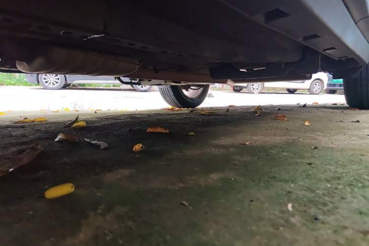 Used Buick Encore 2015 1.4T Automatic Two-Wheel Drive Urban Elite Version Chassis Front Left