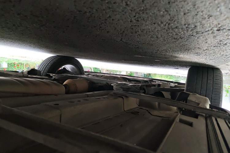 Used Buick Encore 2015 1.4T Automatic Two-Wheel Drive Urban Elite Version Chassis Front Left