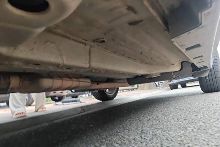Used Buick Encore 2015 1.4T Automatic Two-Wheel Drive Urban Elite Version Chassis Front Left