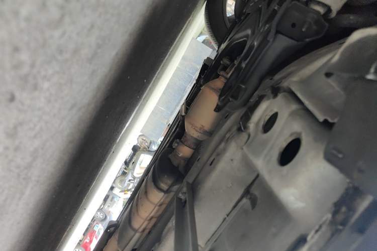 Used Buick Encore 2015 1.4T Automatic Two-Wheel Drive Urban Elite Version Chassis Front Left