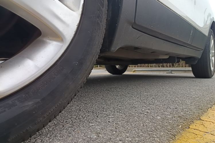 Used Buick Encore 2015 1.4T Automatic Two-Wheel Drive Urban Leading Model Chassis Front Left
