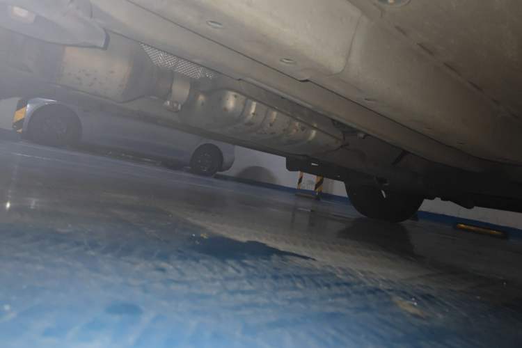 Used Buick Encore 2015 1.4T Automatic Two-Wheel Drive Urban Elite Version Chassis Front Left