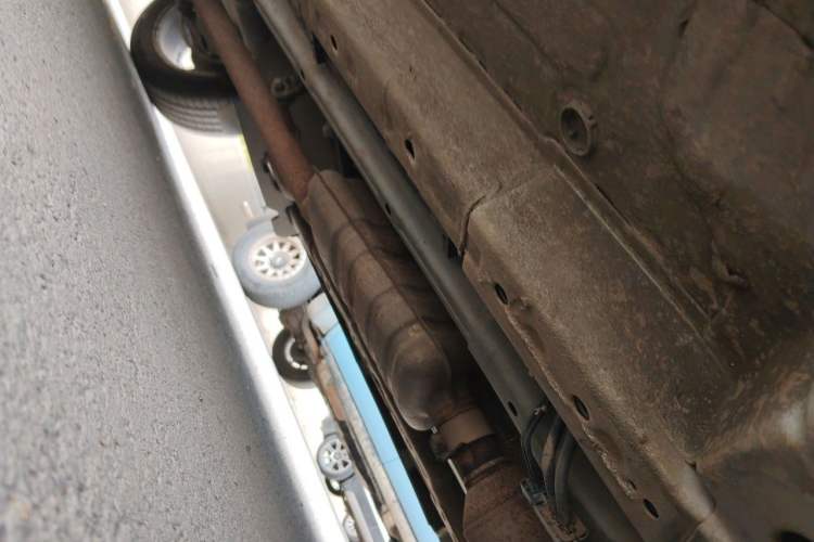 Used Buick Encore 2015 1.4T Manual Two-Wheel Drive Urban Advanced Model Chassis Front Right