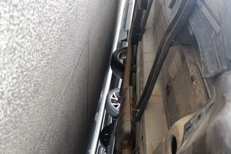 Used Buick Encore 2015 1.4T Automatic Two-Wheel Drive Urban Elite Version Chassis Front Right