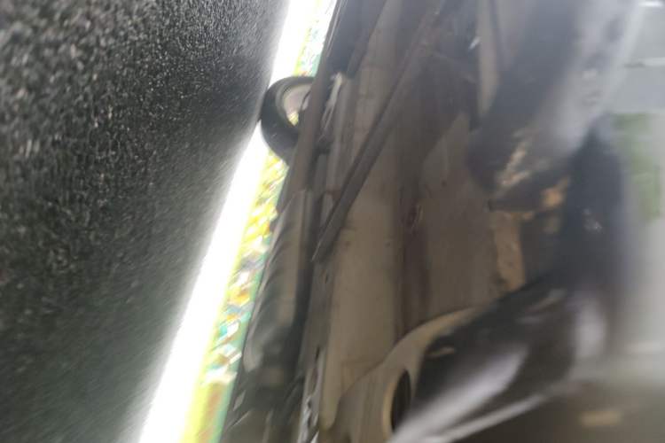 Used Buick Encore 2015 1.4T Manual Two-Wheel Drive Urban Advanced Model Chassis Front Right
