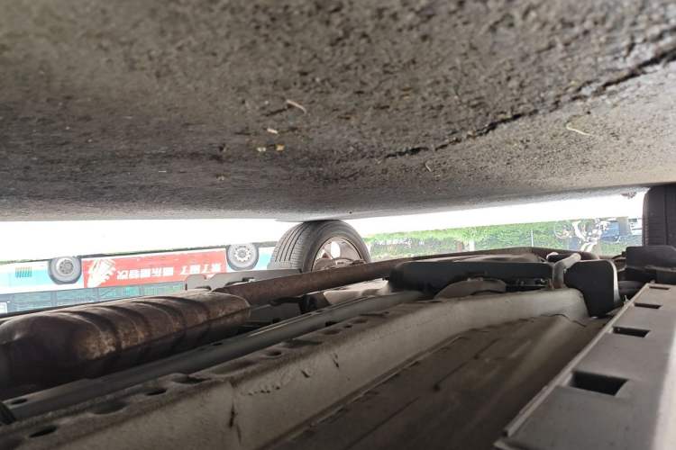 Used Buick Encore 2015 1.4T Automatic Two-Wheel Drive Urban Elite Version Chassis Front Right