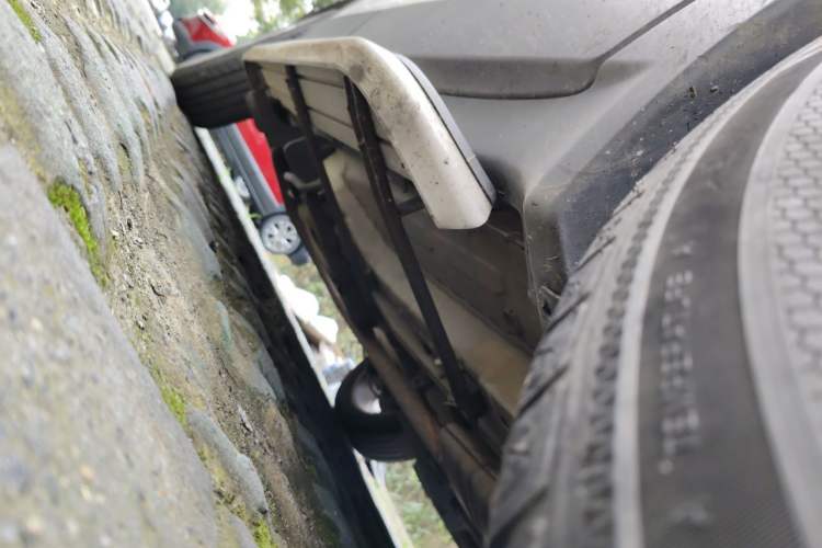 Used Buick Encore 2015 1.4T Automatic Two-Wheel Drive Urban Elite Version Chassis Front Right