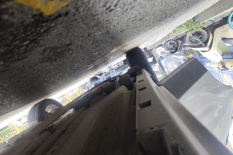 Used Buick Encore 2015 1.4T Automatic Two-Wheel Drive Urban Elite Version Chassis Front Right