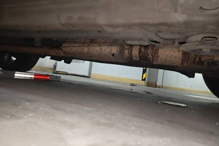 Used Buick Encore 2015 1.4T Automatic Two-Wheel Drive Urban Elite Version Chassis Front Right