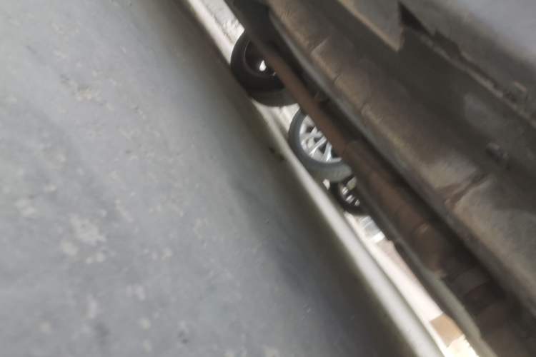 Used Buick Encore 2015 1.4T Automatic Two-Wheel Drive Urban Elite Version Chassis Front Right