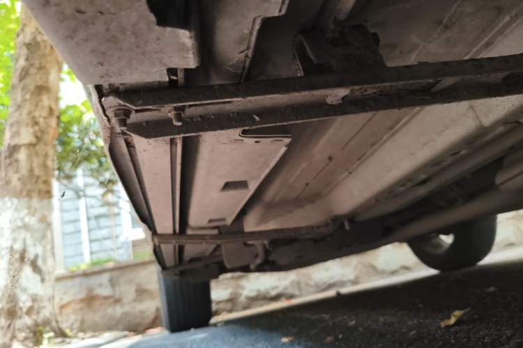 Used Buick Encore 2015 1.4T Automatic Two-Wheel Drive Urban Elite Version Chassis Front Right
