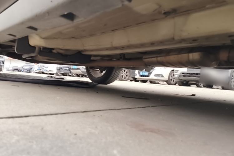 Used Buick Encore 2015 1.4T Automatic Two-Wheel Drive Urban Elite Version Chassis Front Right