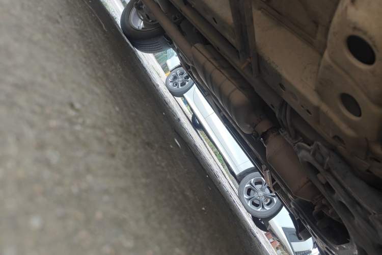Used Buick Encore 2015 1.4T Automatic Two-Wheel Drive Urban Leading Model Chassis Front Right