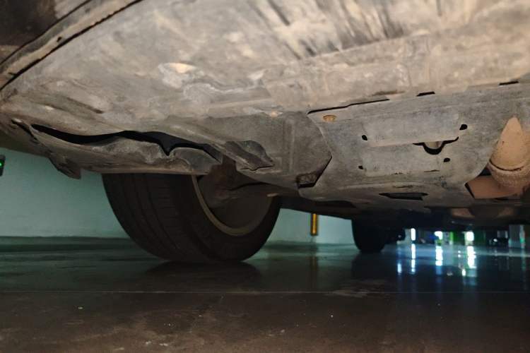 Used Buick Encore 2015 1.4T Manual Two-Wheel Drive Urban Advanced Model Chassis Front Right