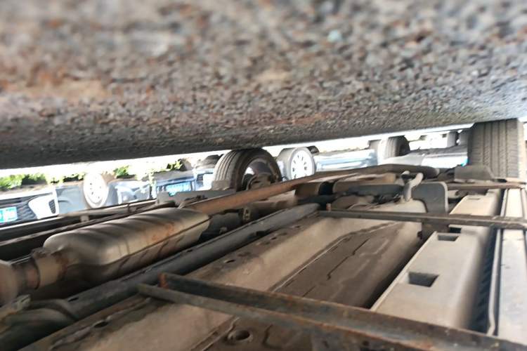 Used Buick Encore 2015 1.4T Manual Two-Wheel Drive Urban Advanced Model Chassis Front Right