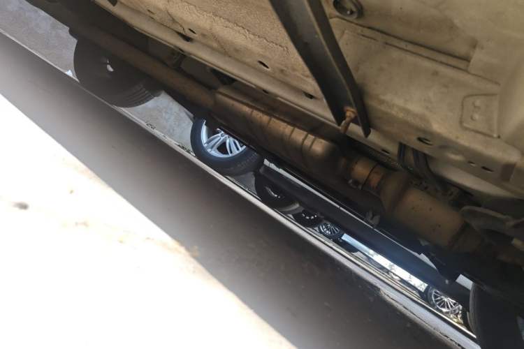 Used Buick Encore 2015 1.4T Automatic Two-Wheel Drive Urban Elite Version Chassis Front Right