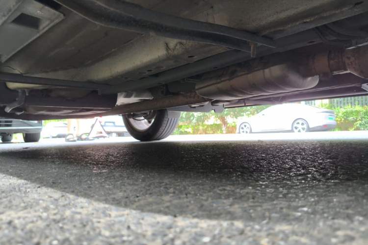 Used Buick Encore 2015 1.4T Automatic Two-Wheel Drive Urban Elite Version Chassis Front Right