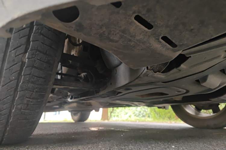 Used Buick Encore 2015 1.4T Manual Two-Wheel Drive Urban Advanced Model Chassis Front Right
