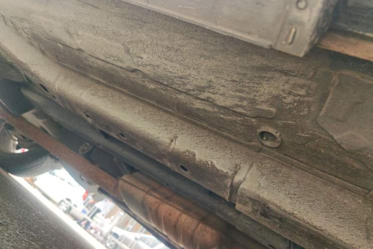 Used Buick Encore 2015 1.4T Automatic Two-Wheel Drive Urban Elite Version Chassis Front Right