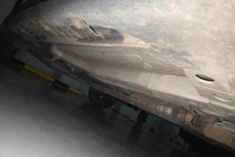 Used Buick Encore 2015 1.4T Automatic Two-Wheel Drive Urban Elite Version Chassis Front Right