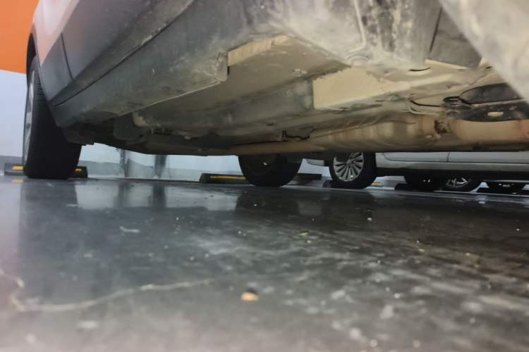 Used Buick Encore 2015 1.4T Automatic Two-Wheel Drive Urban Elite Version Chassis Front Right
