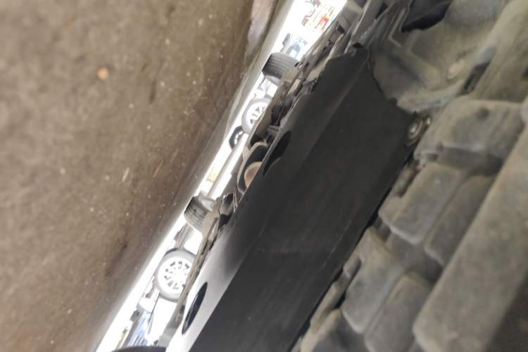Used Buick Encore 2015 1.4T Automatic Two-Wheel Drive Urban Elite Version Chassis Front