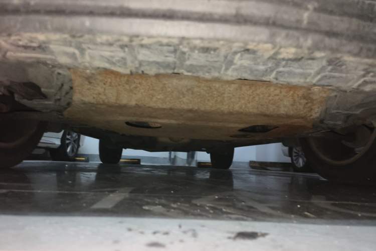 Used Buick Encore 2015 1.4T Automatic Two-Wheel Drive Urban Elite Version Chassis Front