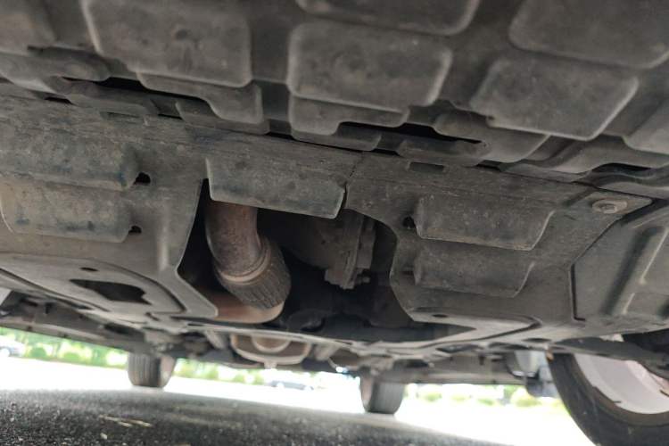 Used Buick Encore 2015 1.4T Manual Two-Wheel Drive Urban Advanced Model Chassis Front