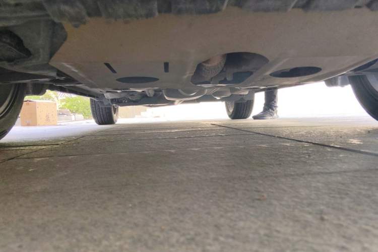 Used Buick Encore 2015 1.4T Automatic Two-Wheel Drive Urban Elite Version Chassis Front