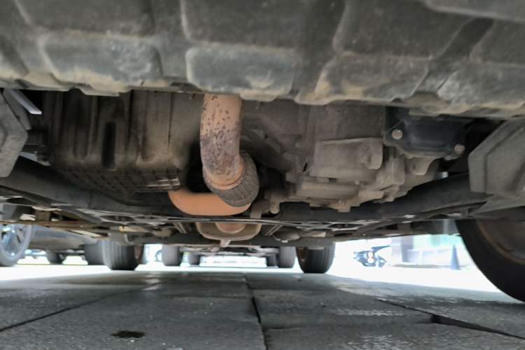 Used Buick Encore 2015 1.4T Automatic Two-Wheel Drive Urban Elite Version Chassis Front