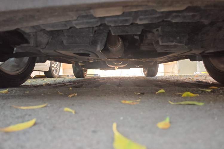 Used Buick Encore 2015 1.4T Automatic Two-Wheel Drive Urban Elite Version Chassis Front