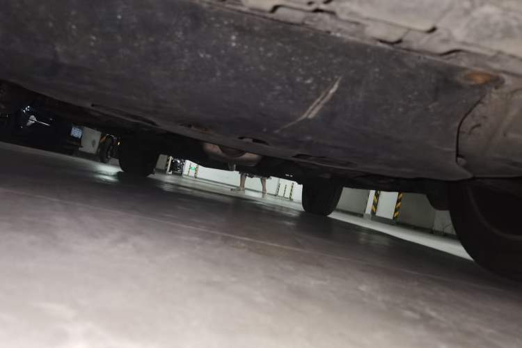 Used Buick Encore 2015 1.4T Automatic Two-Wheel Drive Urban Elite Version Chassis Front