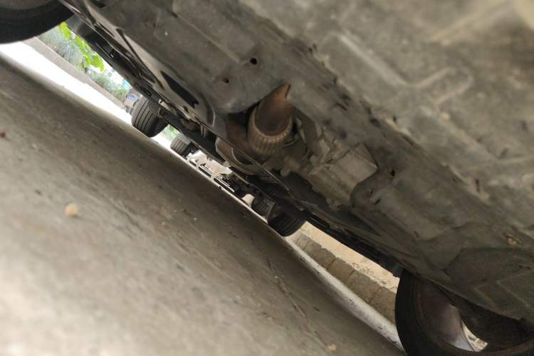 Used Buick Encore 2015 1.4T Automatic Two-Wheel Drive Urban Elite Version Chassis Front