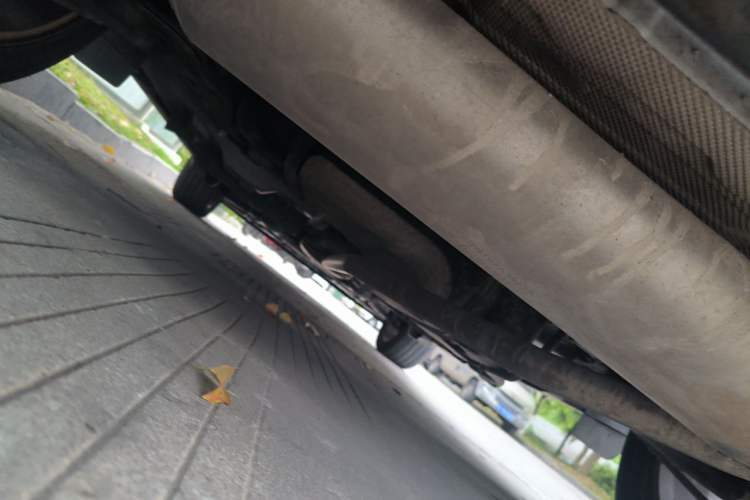 Used Buick Encore 2015 1.4T Automatic Two-Wheel Drive Urban Elite Version Chassis Rear