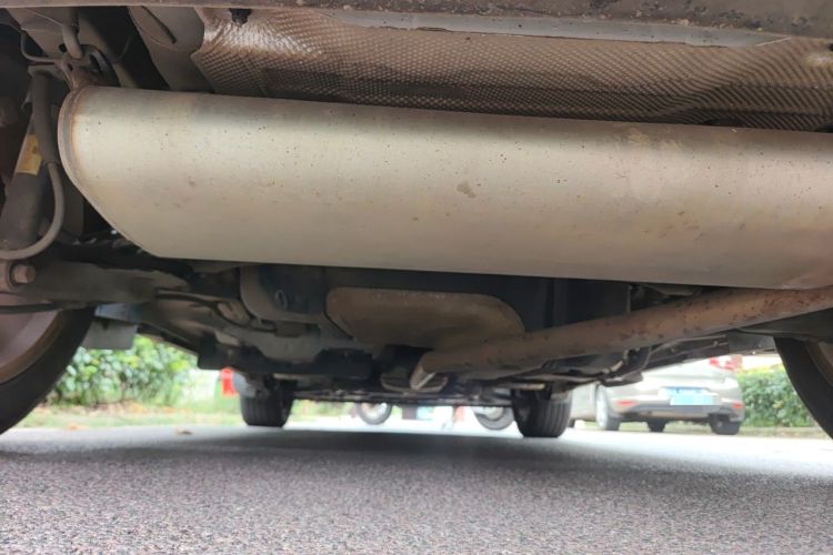 Used Buick Encore 2015 1.4T Automatic Two-Wheel Drive Urban Elite Version Chassis Rear
