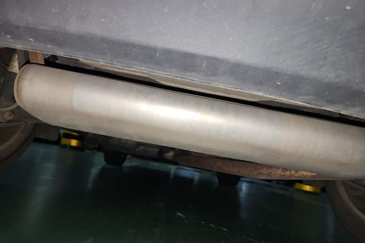 Used Buick Encore 2015 1.4T Automatic Two-Wheel Drive Urban Elite Version Chassis Rear
