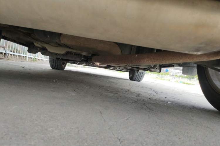 Used Buick Encore 2015 1.4T Automatic Two-Wheel Drive Urban Elite Version Chassis Rear