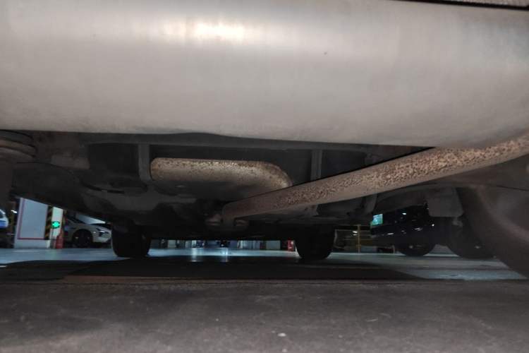 Used Buick Encore 2015 1.4T Automatic Two-Wheel Drive Urban Elite Version Chassis Rear