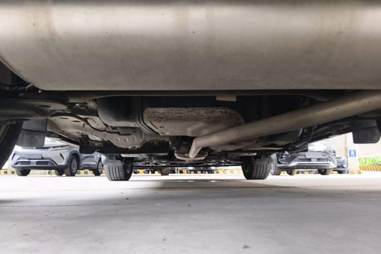 Used Buick Encore 2015 1.4T Automatic Two-Wheel Drive Urban Leading Model Chassis Rear