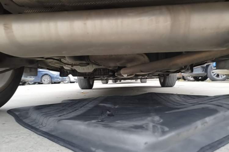 Used Buick Encore 2015 1.4T Automatic Two-Wheel Drive Urban Elite Version Chassis Rear