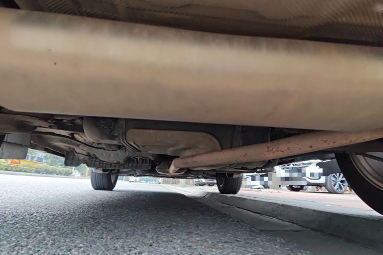 Used Buick Encore 2015 1.4T Automatic Two-Wheel Drive Urban Elite Version Chassis Rear