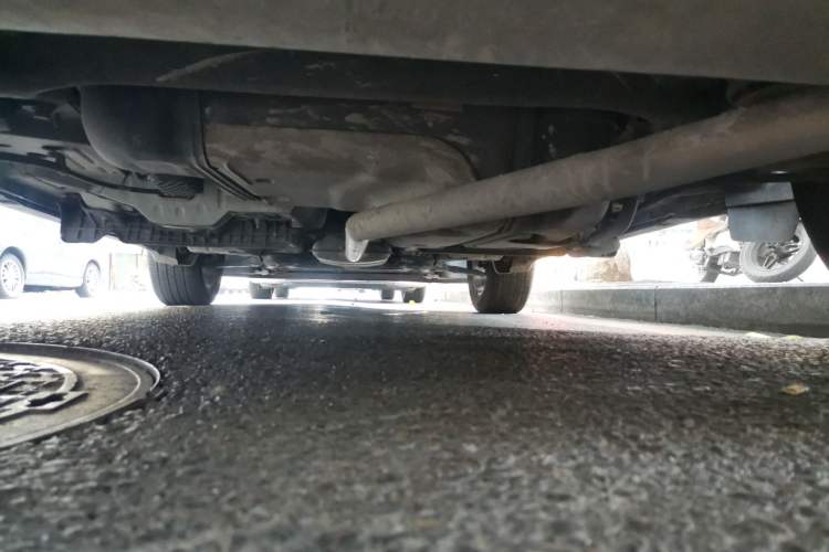 Used Buick Encore 2015 1.4T Automatic Two-Wheel Drive Urban Elite Version Chassis Rear