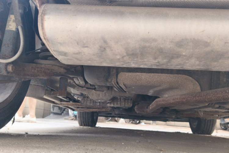 Used Buick Encore 2015 1.4T Automatic Two-Wheel Drive Urban Elite Version Chassis Rear