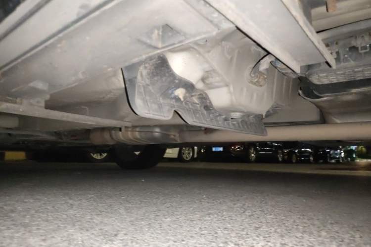 Used Buick Encore 2015 1.4T Automatic Two-Wheel Drive Urban Elite Version Chassis Rear Left