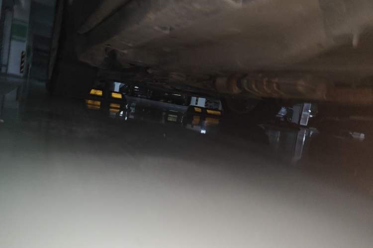 Used Buick Encore 2015 1.4T Automatic Two-Wheel Drive Urban Elite Version Chassis Rear Left