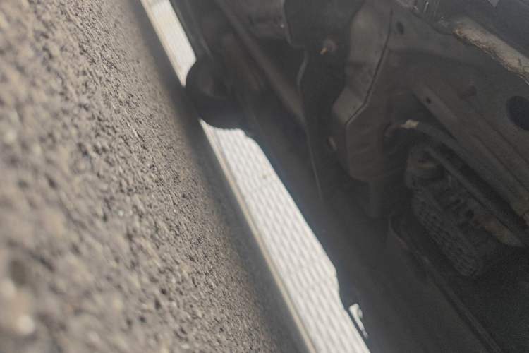 Used Buick Encore 2015 1.4T Automatic Two-Wheel Drive Urban Elite Version Chassis Rear Left