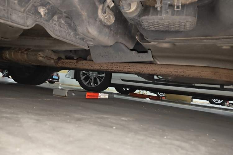 Used Buick Encore 2015 1.4T Automatic Two-Wheel Drive Urban Elite Version Chassis Rear Left