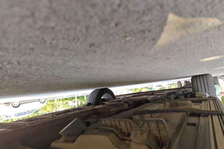 Used Buick Encore 2015 1.4T Automatic Two-Wheel Drive Urban Elite Version Chassis Rear Left